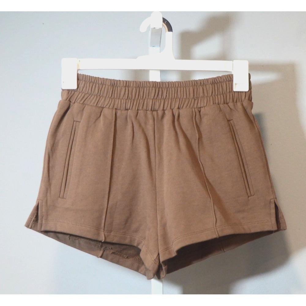 NWT NIA Women's Size M Brown Fleece Shorts Front Welt Pockets.
